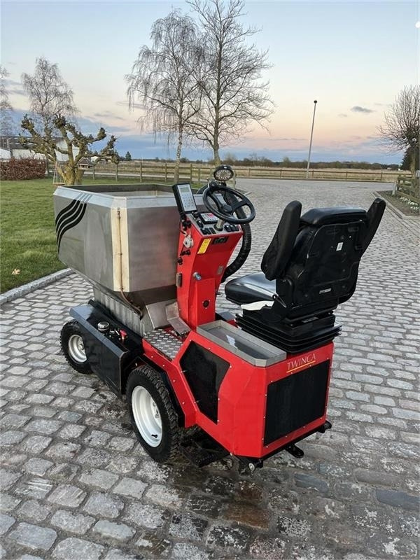 Twinca Fodervogn 4.60 - Gyvulininkystės įranga: foto 4 Twinca Fodervogn 4.60 - Gyvulininkystės įranga: foto 4