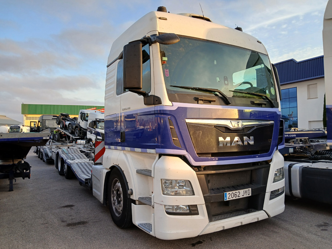 MAN TGX 18.480 - Važiuoklės sunkvežimis: foto 1 MAN TGX 18.480 - Važiuoklės sunkvežimis: foto 1