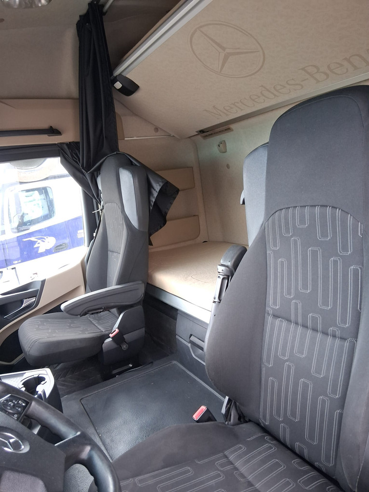 MERCEDES-BENZ 1845 LS - Vilkikas: foto 5 MERCEDES-BENZ 1845 LS - Vilkikas: foto 5