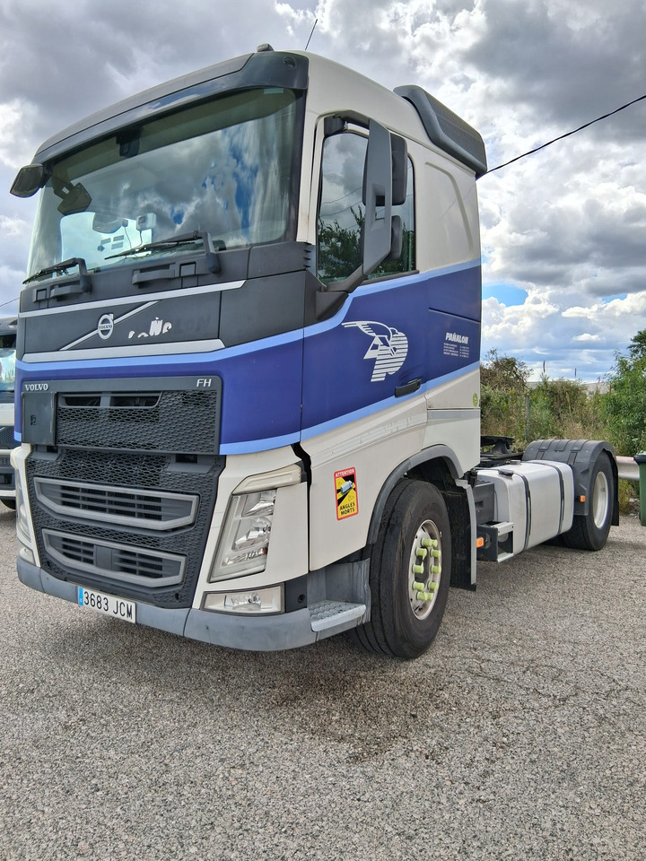 Volvo FH12 - Vilkikas: foto 2 Volvo FH12 - Vilkikas: foto 2