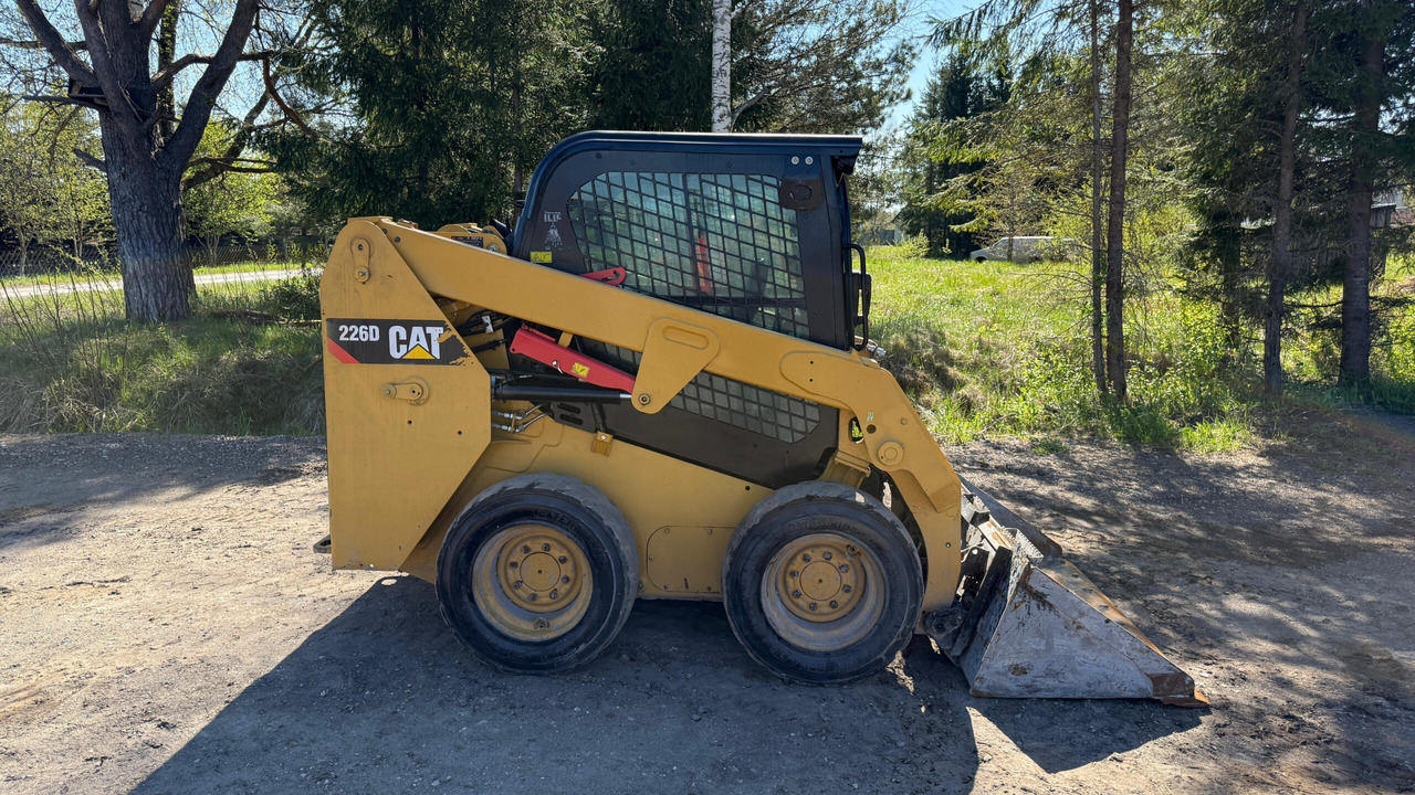 CAT 226D - Mini krautuvas: foto 5 CAT 226D - Mini krautuvas: foto 5