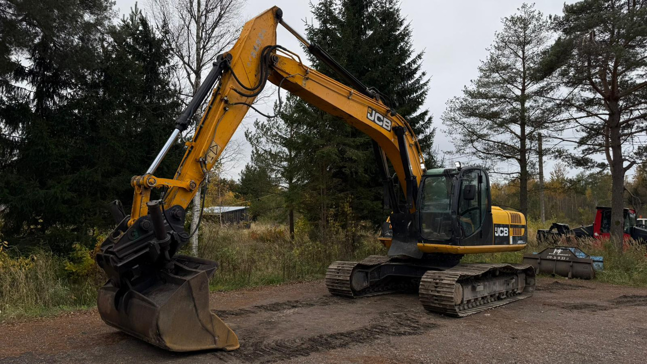 JCB JS210LC - Vikšrinis ekskavatorius: foto 1 JCB JS210LC - Vikšrinis ekskavatorius: foto 1