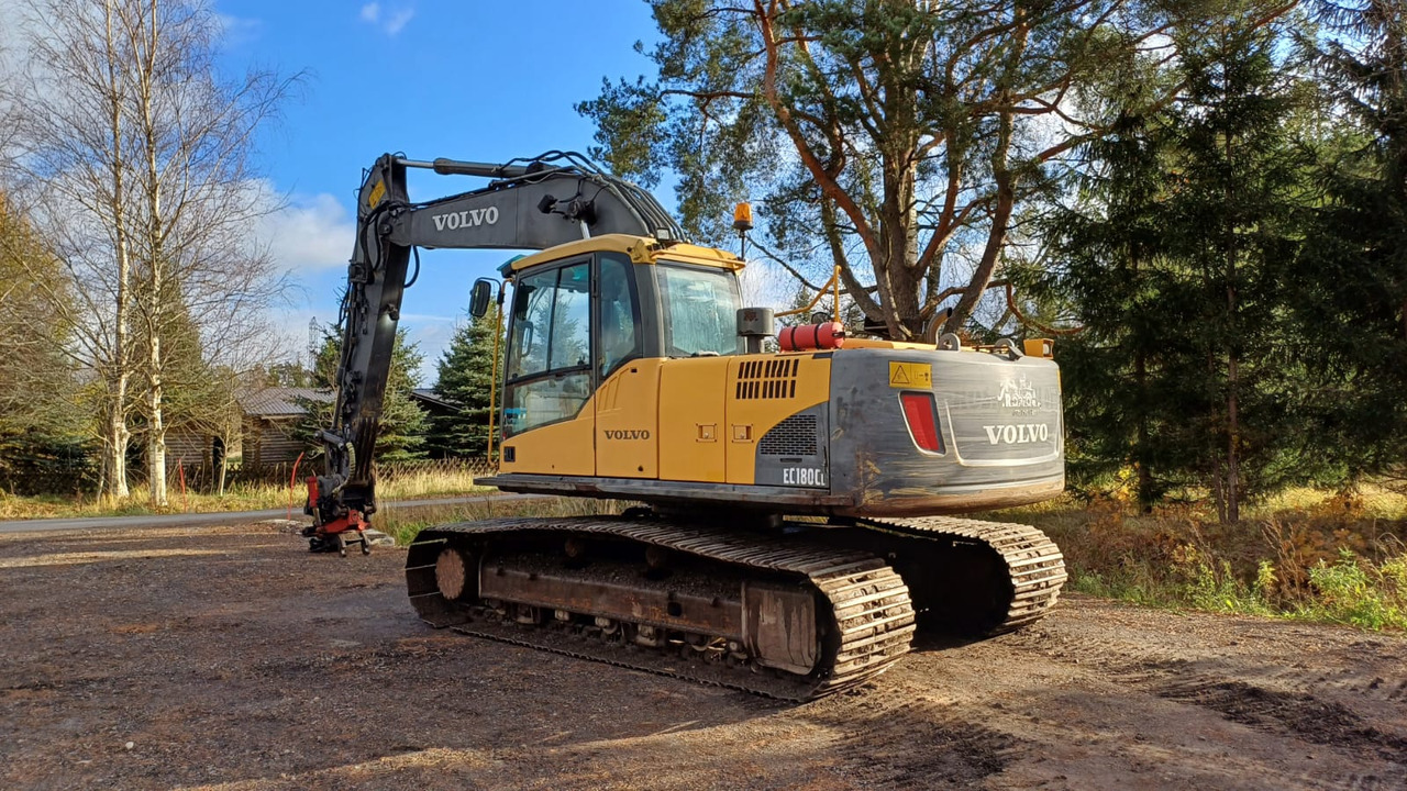 VOLVO EC180CL - Vikšrinis ekskavatorius: foto 3 VOLVO EC180CL - Vikšrinis ekskavatorius: foto 3