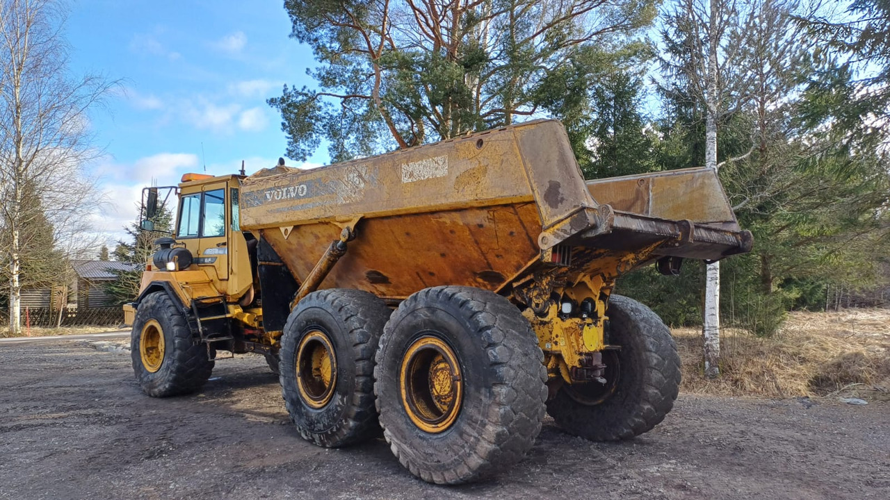Volvo A25C 6X6 - Šarnyrinis savivartis: foto 3 Volvo A25C 6X6 - Šarnyrinis savivartis: foto 3