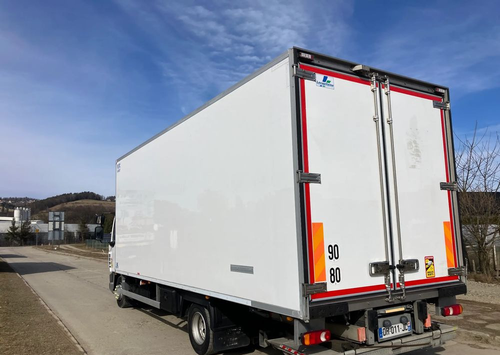 DAF Daf LF 12.210 chłodnia multi temperatura 16 palet - Refrižeratorius sunkvežimis: foto 4 DAF Daf LF 12.210 chłodnia multi temperatura 16 palet - Refrižeratorius sunkvežimis: foto 4
