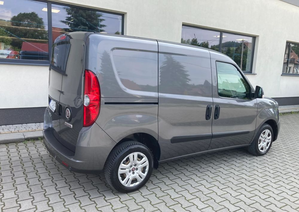 Fiat FIAT DOBLO 3 OSOBOWY krótki parnter berlingo - Krovininis mikroautobusas: foto 4 Fiat FIAT DOBLO 3 OSOBOWY krótki parnter berlingo - Krovininis mikroautobusas: foto 4