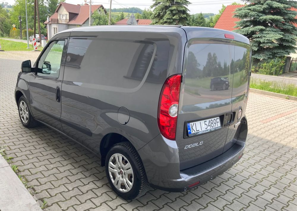 Fiat FIAT DOBLO 3 OSOBOWY krótki parnter berlingo - Krovininis mikroautobusas: foto 3 Fiat FIAT DOBLO 3 OSOBOWY krótki parnter berlingo - Krovininis mikroautobusas: foto 3