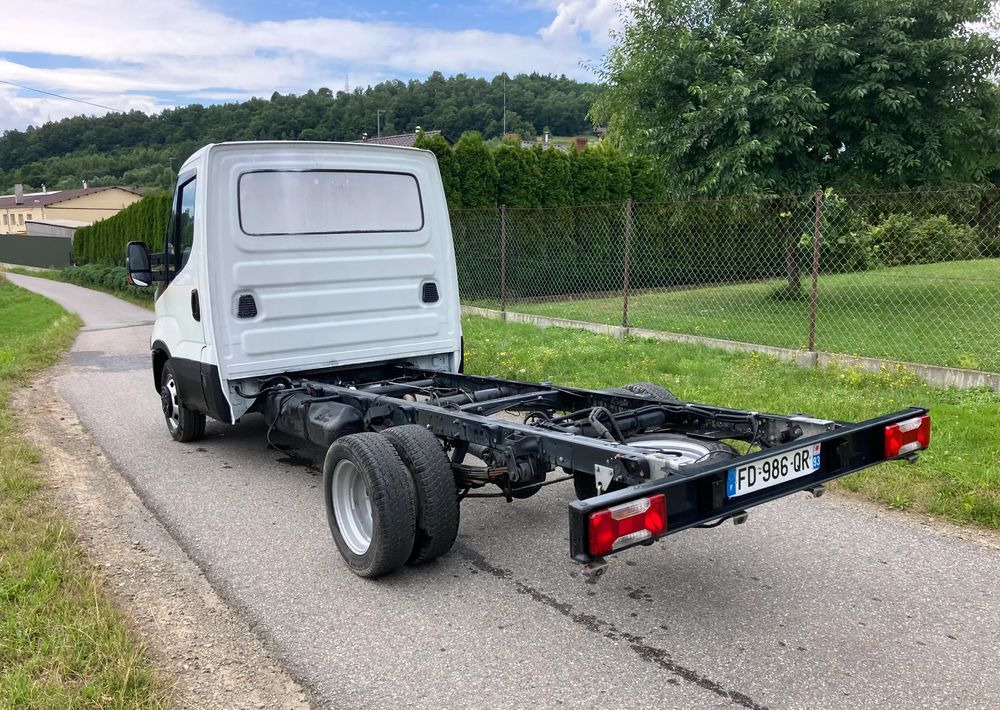 Iveco DAILY 35C14 ramo do zabudowy kiper wywrotka - Važiuoklės sunkvežimis: foto 4 Iveco DAILY 35C14 ramo do zabudowy kiper wywrotka - Važiuoklės sunkvežimis: foto 4