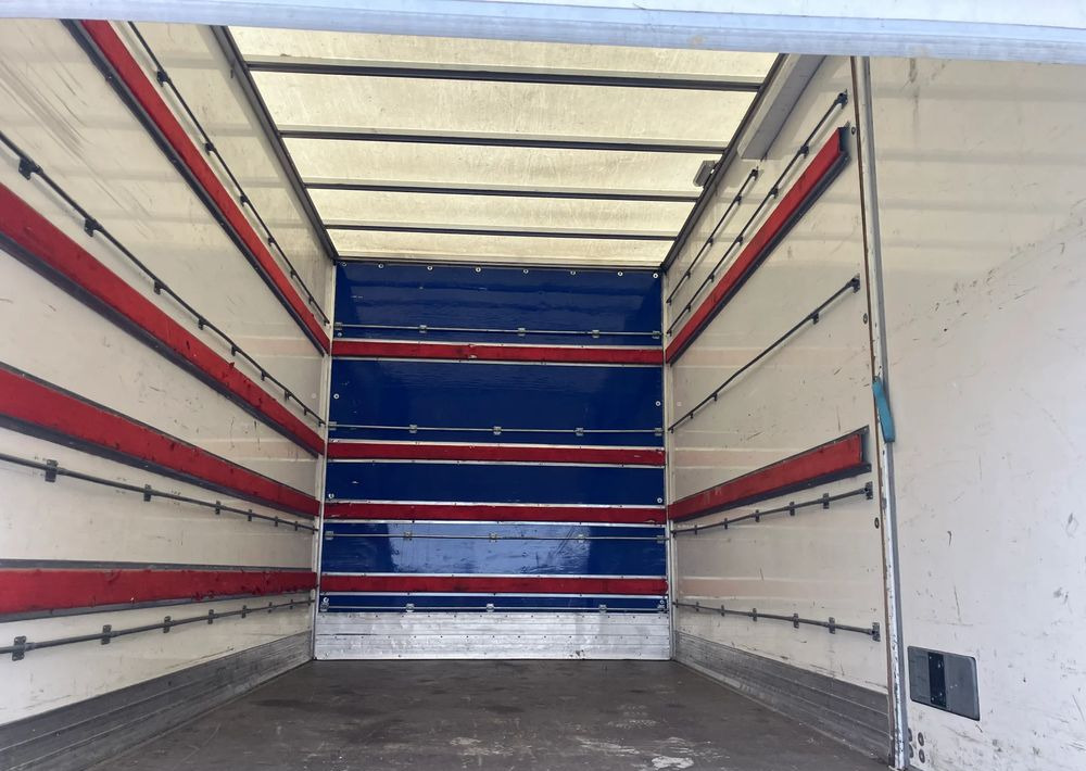 Iveco DAILY 35C16 kontener kurierka winda - Furgonas su krovinių dėže: foto 5 Iveco DAILY 35C16 kontener kurierka winda - Furgonas su krovinių dėže: foto 5