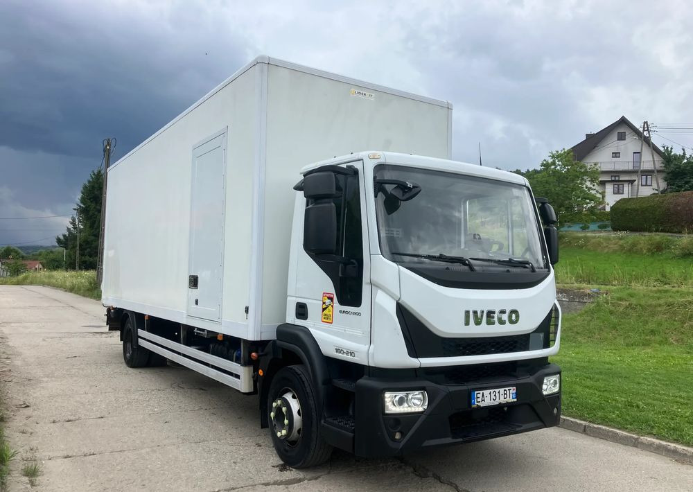 Iveco IVECO 1621 kurierka kontener EURO6 - Furgonas sunkvežimis: foto 2 Iveco IVECO 1621 kurierka kontener EURO6 - Furgonas sunkvežimis: foto 2
