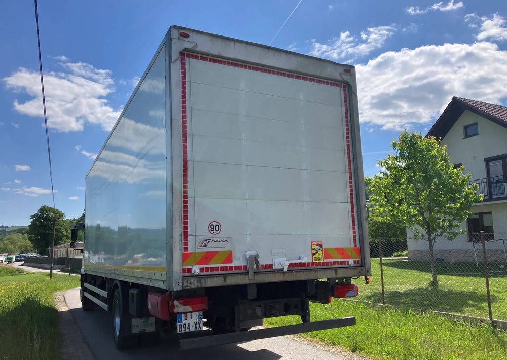 MAN MAN TGM 18.290 KURIERKA KONTENER 20 PALET SYPIALKA - Furgonas sunkvežimis: foto 5 MAN MAN TGM 18.290 KURIERKA KONTENER 20 PALET SYPIALKA - Furgonas sunkvežimis: foto 5