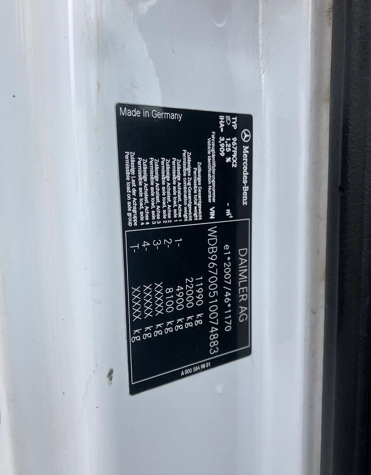 Mercedes-Benz ATEGO 1218 KURIERKA KONTENER 15 PALET - Furgonas sunkvežimis: foto 4 Mercedes-Benz ATEGO 1218 KURIERKA KONTENER 15 PALET - Furgonas sunkvežimis: foto 4