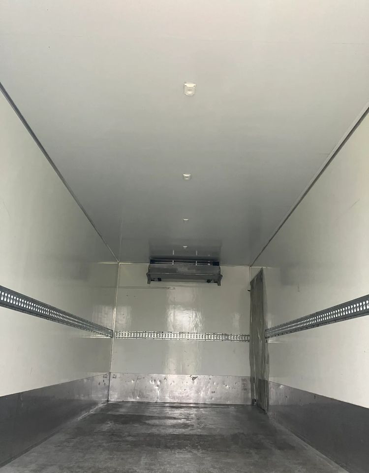 Renault Renault Gama D 240 chłodnia izoterma - Refrižeratorius sunkvežimis: foto 5 Renault Renault Gama D 240 chłodnia izoterma - Refrižeratorius sunkvežimis: foto 5