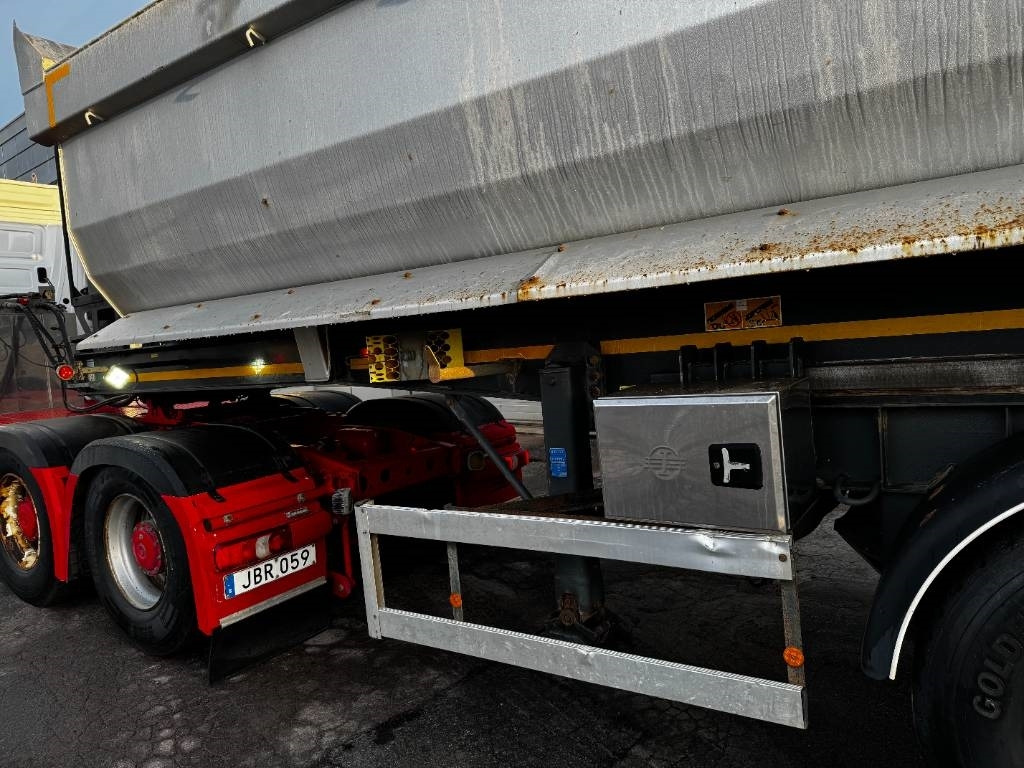 Istrail TIPPVAGN SEMITRAILER - Savivartis puspriekabė: foto 4 Istrail TIPPVAGN SEMITRAILER - Savivartis puspriekabė: foto 4