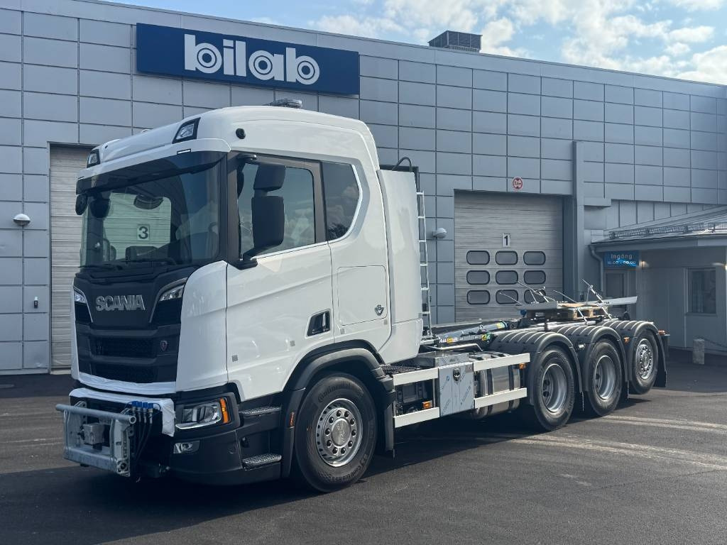 Scania R 580 8x4*4 Joab med frontplog & sidoplogsfäste - Hook-lift sunkvežimis: foto 1 Scania R 580 8x4*4 Joab med frontplog & sidoplogsfäste - Hook-lift sunkvežimis: foto 1