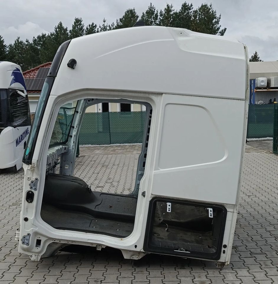 KABINA VOLVO FH4 - Kabina - Sunkvežimis: foto 3 KABINA VOLVO FH4 - Kabina - Sunkvežimis: foto 3