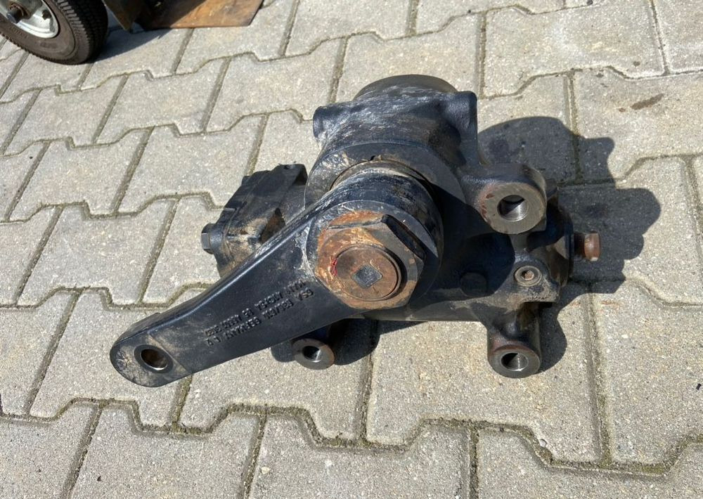 Kolumna kierownicza MAN TGL TGM TG 3 euro 6 przekładnia - Vairo kolonėlė - Sunkvežimis: foto 1 Kolumna kierownicza MAN TGL TGM TG 3 euro 6 przekładnia - Vairo kolonėlė - Sunkvežimis: foto 1