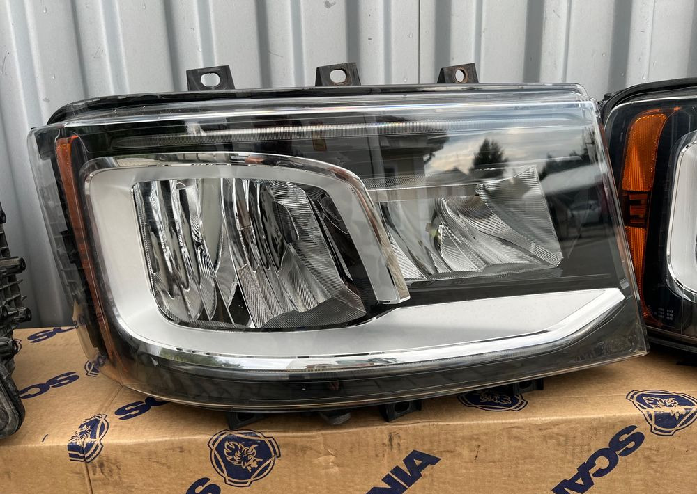 Lampa LED Scania R S NGS NGR reflektor 2674391 - Apšvietimas - Sunkvežimis: foto 2 Lampa LED Scania R S NGS NGR reflektor 2674391 - Apšvietimas - Sunkvežimis: foto 2