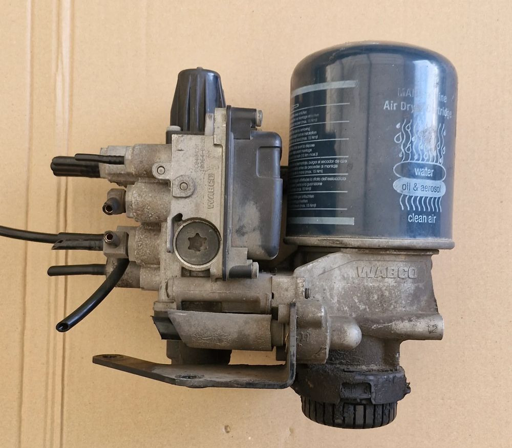 MAN TG3 TGX APS OSUSZACZ POWIETRZA 81.AC216-9110 - Kompresorius - Sunkvežimis: foto 1 MAN TG3 TGX APS OSUSZACZ POWIETRZA 81.AC216-9110 - Kompresorius - Sunkvežimis: foto 1