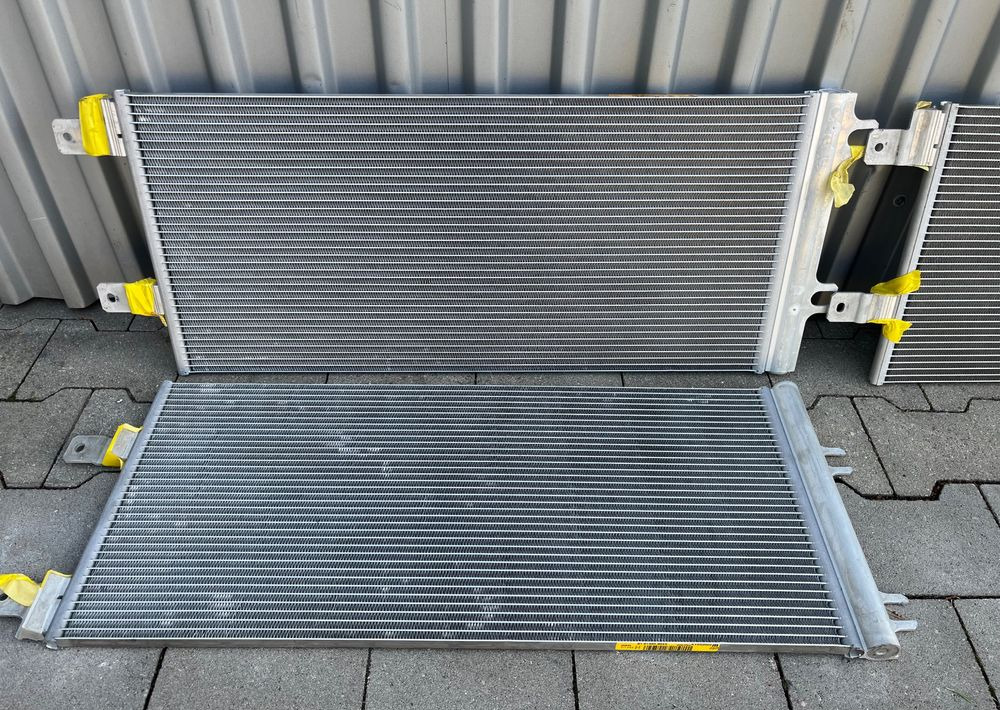 NOWA Chłodnica klimatyzacji MAN TG3 TGX TGS nowy model skraplacz - Kondicionieriaus radiatorius - Sunkvežimis: foto 1 NOWA Chłodnica klimatyzacji MAN TG3 TGX TGS nowy model skraplacz - Kondicionieriaus radiatorius - Sunkvežimis: foto 1