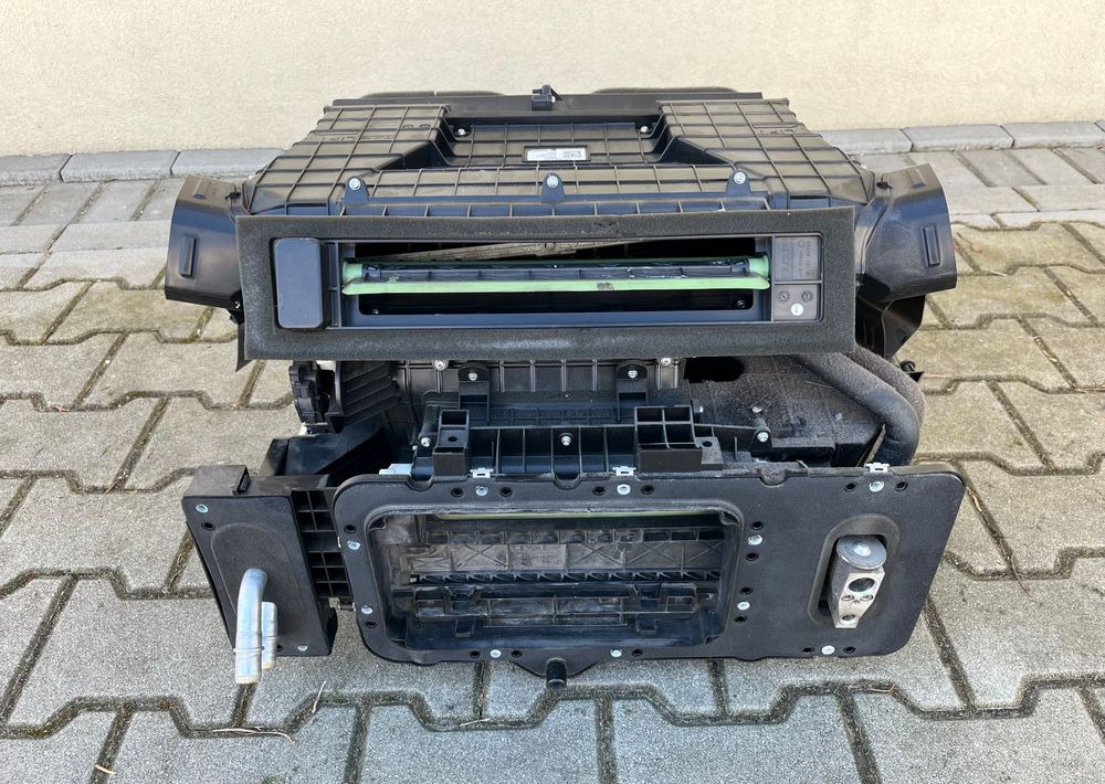 Nagrzewnica DAF XF 106 euro 6 lift dmuchawa - Šildymas/ Ventiliacija - Sunkvežimis: foto 1 Nagrzewnica DAF XF 106 euro 6 lift dmuchawa - Šildymas/ Ventiliacija - Sunkvežimis: foto 1