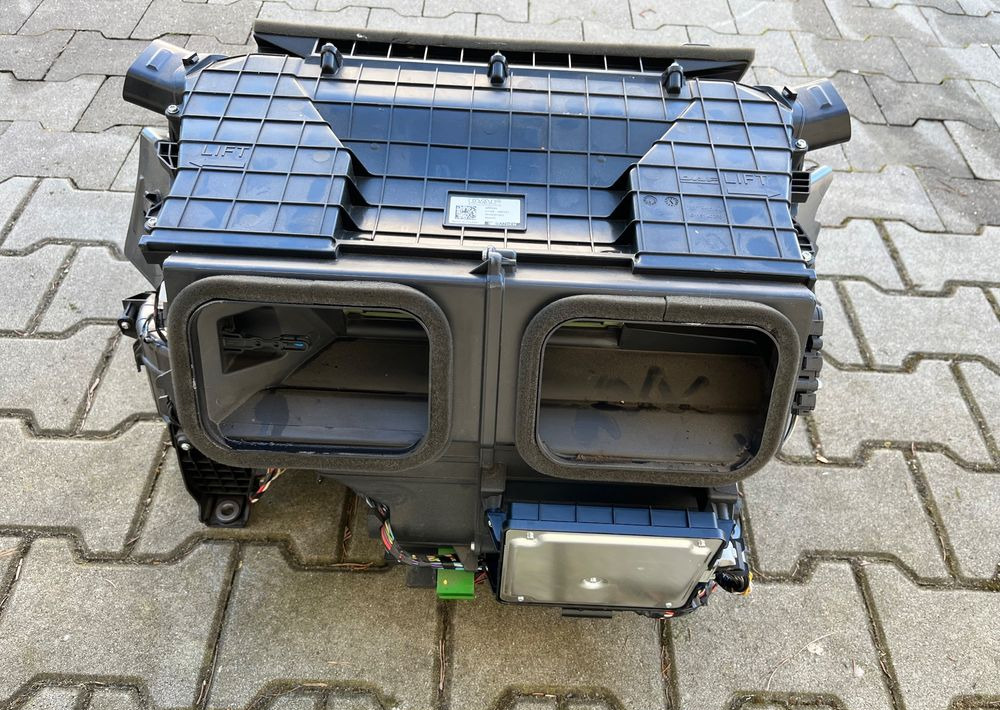 Nagrzewnica DAF XF 106 euro 6 lift dmuchawa - Šildymas/ Ventiliacija - Sunkvežimis: foto 3 Nagrzewnica DAF XF 106 euro 6 lift dmuchawa - Šildymas/ Ventiliacija - Sunkvežimis: foto 3