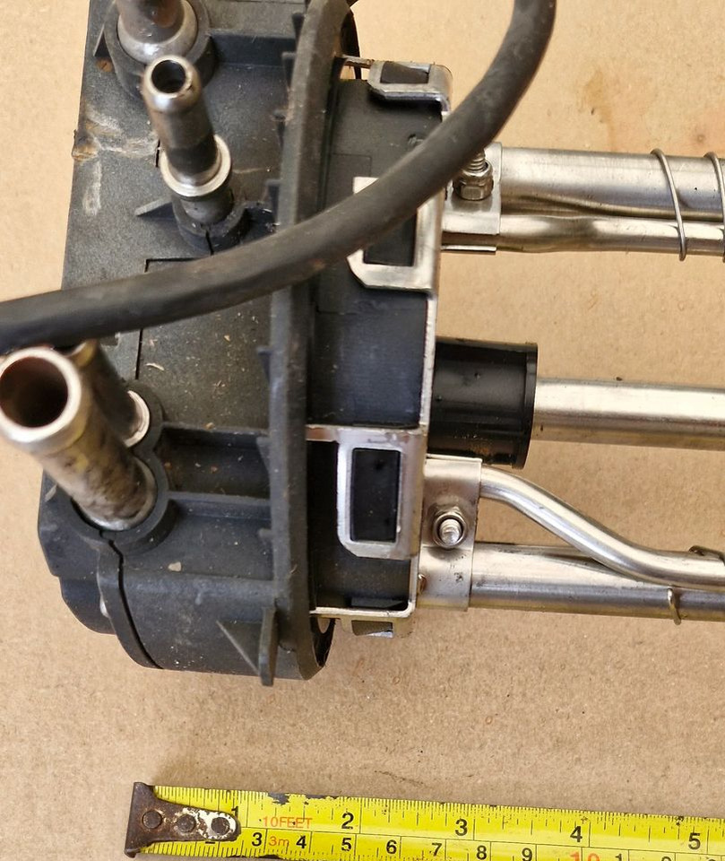 SCANIA R S SMOK CZUJNIK POZIOMU ADBLUE NOWY - Jutiklis - Lengvasis automobilis: foto 3 SCANIA R S SMOK CZUJNIK POZIOMU ADBLUE NOWY - Jutiklis - Lengvasis automobilis: foto 3