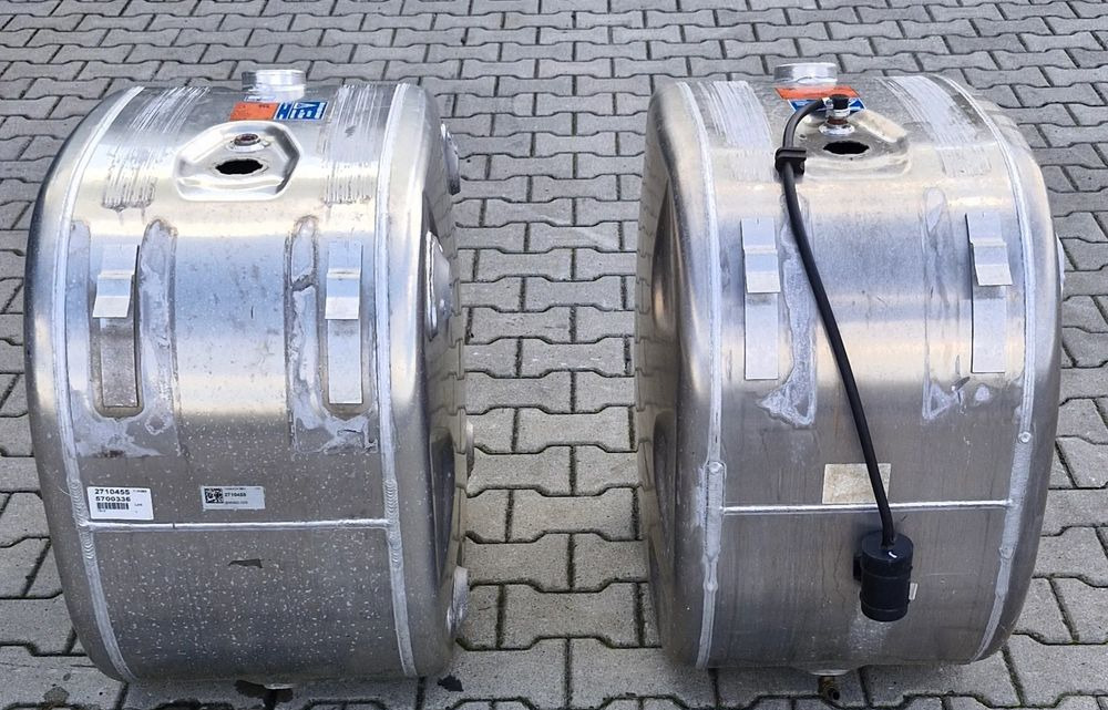 SCANIA R S ZBIORNIK PALIWA 200L NOWY - Degalų bakas - Sunkvežimis: foto 2 SCANIA R S ZBIORNIK PALIWA 200L NOWY - Degalų bakas - Sunkvežimis: foto 2