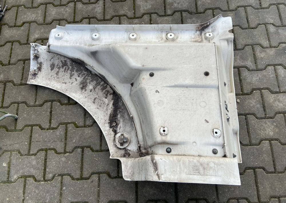 Stopnica MAN TGX euro 6 stopień schody właz - Pamina - Sunkvežimis: foto 3 Stopnica MAN TGX euro 6 stopień schody właz - Pamina - Sunkvežimis: foto 3