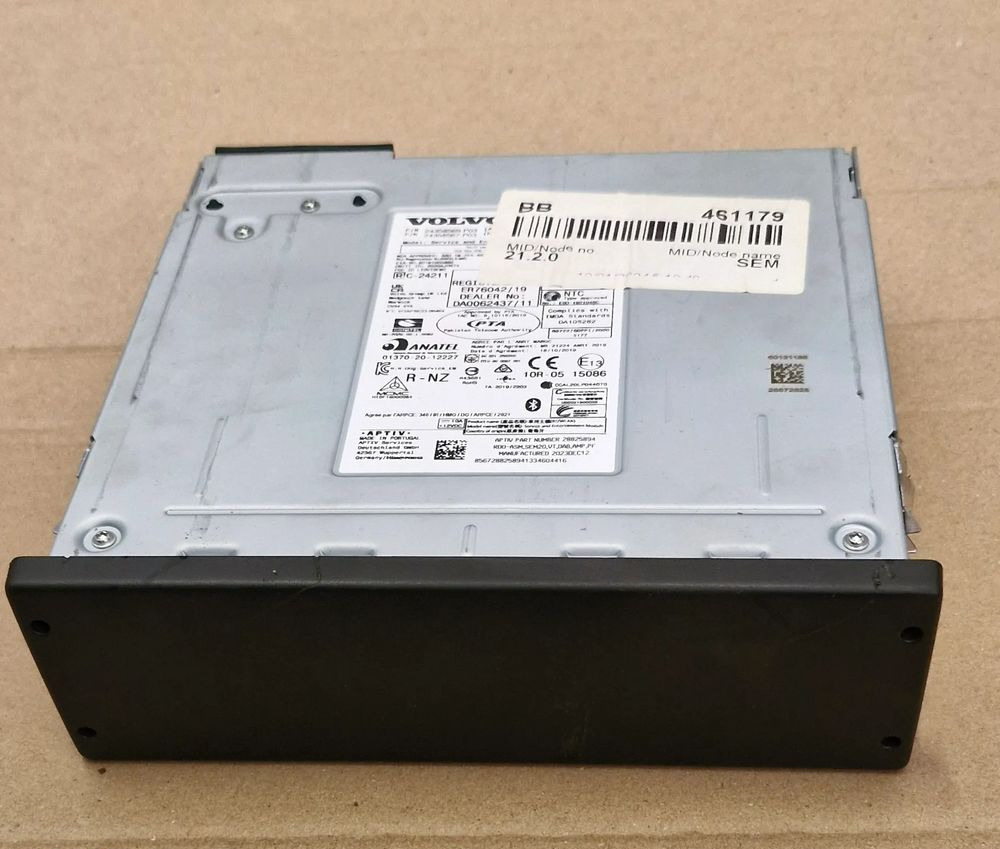 VOLVO FH5 FM5 RADIO STEROWNIK MODUŁ GPS GSM 24358569.P03 - Kabina ir interjeras: foto 1 VOLVO FH5 FM5 RADIO STEROWNIK MODUŁ GPS GSM 24358569.P03 - Kabina ir interjeras: foto 1