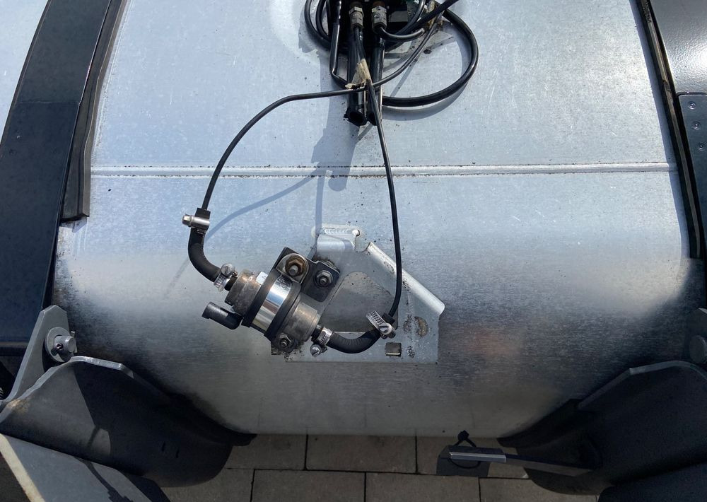 Zbiornik paliwa DAF XF CF 845 litrów bak kompletny - Degalų bakas - Sunkvežimis: foto 5 Zbiornik paliwa DAF XF CF 845 litrów bak kompletny - Degalų bakas - Sunkvežimis: foto 5