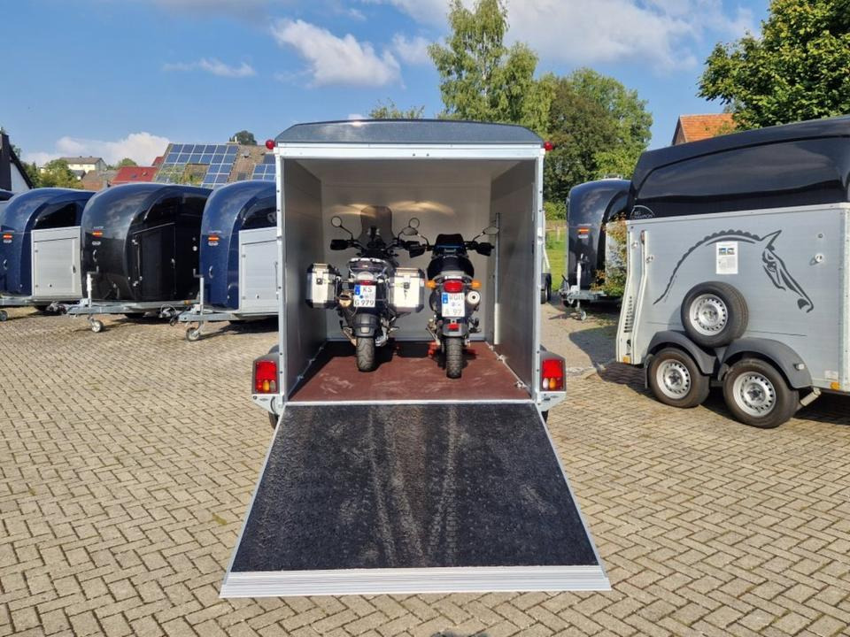 Kofferanhänger Geschlossen Umzug Leihanhänger Miete Transport 2t - Furgonas priekaba: foto 2 Kofferanhänger Geschlossen Umzug Leihanhänger Miete Transport 2t - Furgonas priekaba: foto 2