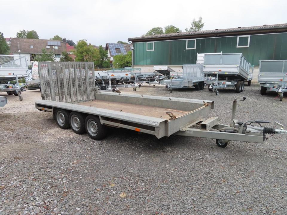 Vlemmix Tridem Maschinentransporter 3,5t Minibagger - Priekaba spec technikai: foto 2 Vlemmix Tridem Maschinentransporter 3,5t Minibagger - Priekaba spec technikai: foto 2