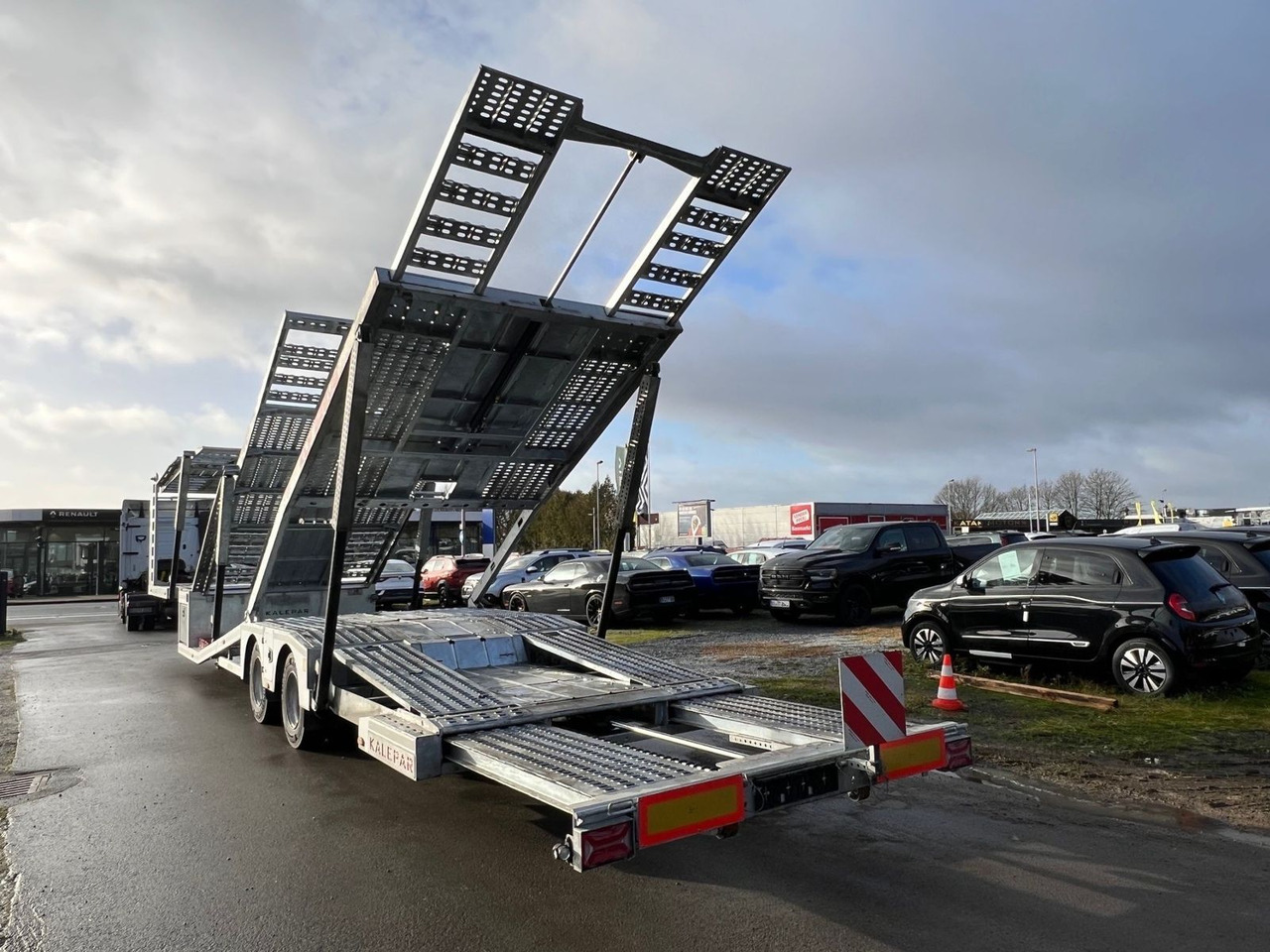 KALEPAR KLP228V6 6er-Autotransporter VDI2700 - Autovežis puspriekabė: foto 4 KALEPAR KLP228V6 6er-Autotransporter VDI2700 - Autovežis puspriekabė: foto 4