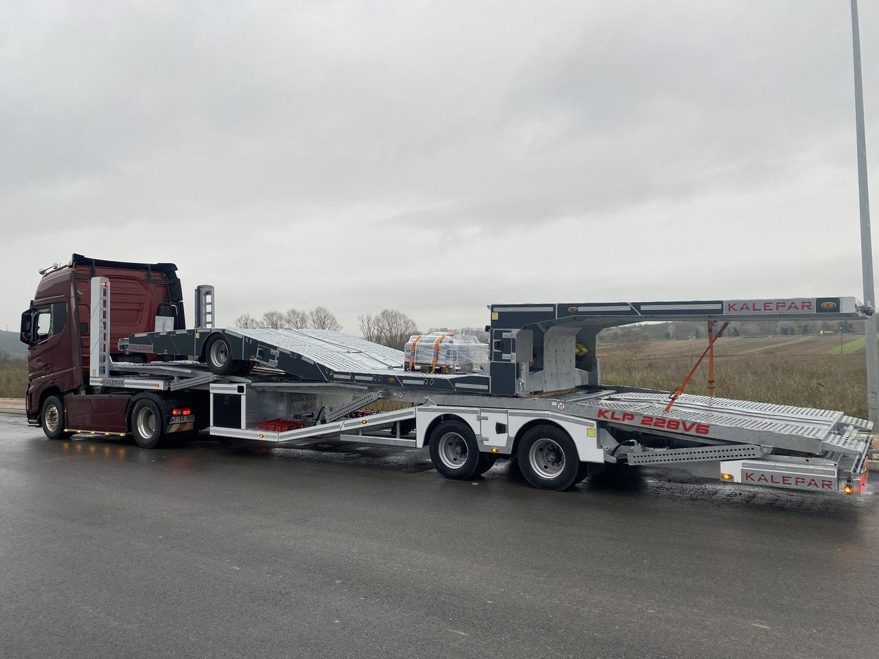 KALEPAR KLP228V6 6er-Autotransporter VDI2700 - Autovežis puspriekabė: foto 2 KALEPAR KLP228V6 6er-Autotransporter VDI2700 - Autovežis puspriekabė: foto 2