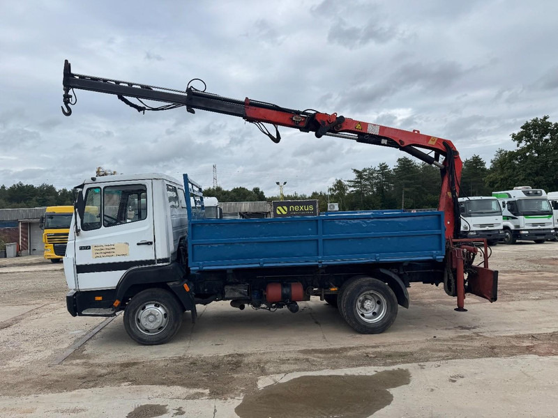 Savivartis sunkvežimis, Sunkvežimis su kranu Mercedes-Benz SK 917 (STEEL SUSPENSION / PARLFINGER CRANE / AUXILIARY / 6 CYLINDER WITH MANUAL PUMP): foto 8