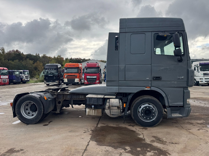 DAF 105 XF 460 Space Cab (MANUAL GEARBOX / BOITE MANUELLE) - Vilkikas: foto 4 DAF 105 XF 460 Space Cab (MANUAL GEARBOX / BOITE MANUELLE) - Vilkikas: foto 4