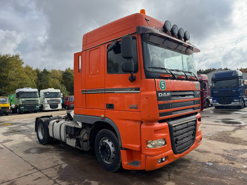 DAF 105 XF 460 Space Cab (MANUAL GEARBOX / BOITE MANUELLE) - Vilkikas: foto 3 DAF 105 XF 460 Space Cab (MANUAL GEARBOX / BOITE MANUELLE) - Vilkikas: foto 3