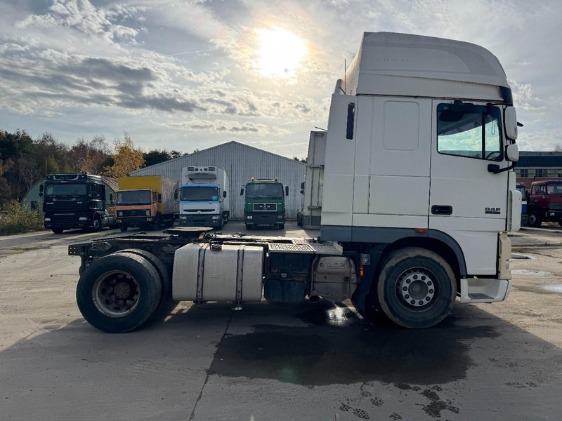 DAF 105 XF 460 Super Space Cab (MANUAL GEARBOX / BOITE MANUELLE) - Vilkikas: foto 4 DAF 105 XF 460 Super Space Cab (MANUAL GEARBOX / BOITE MANUELLE) - Vilkikas: foto 4