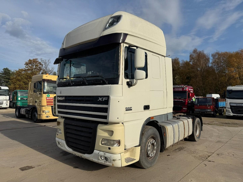 DAF 105 XF 460 Super Space Cab (MANUAL GEARBOX / BOITE MANUELLE) - Vilkikas: foto 1 DAF 105 XF 460 Super Space Cab (MANUAL GEARBOX / BOITE MANUELLE) - Vilkikas: foto 1