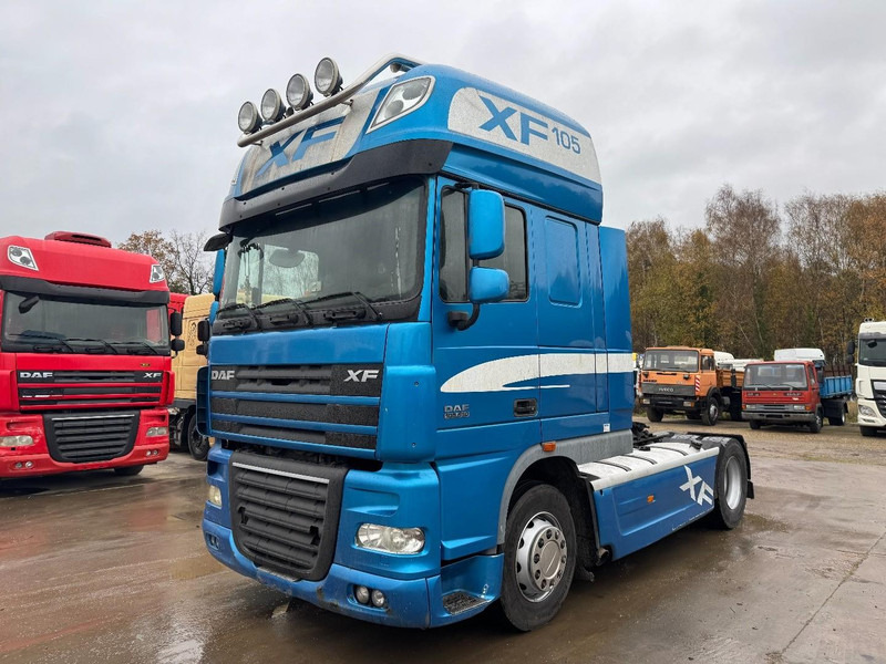 DAF 105 XF 510 Super Space Cab (MANUAL GEARBOX / BOITE MANUELLE / PERFECT !!!) - Vilkikas: foto 1 DAF 105 XF 510 Super Space Cab (MANUAL GEARBOX / BOITE MANUELLE / PERFECT !!!) - Vilkikas: foto 1