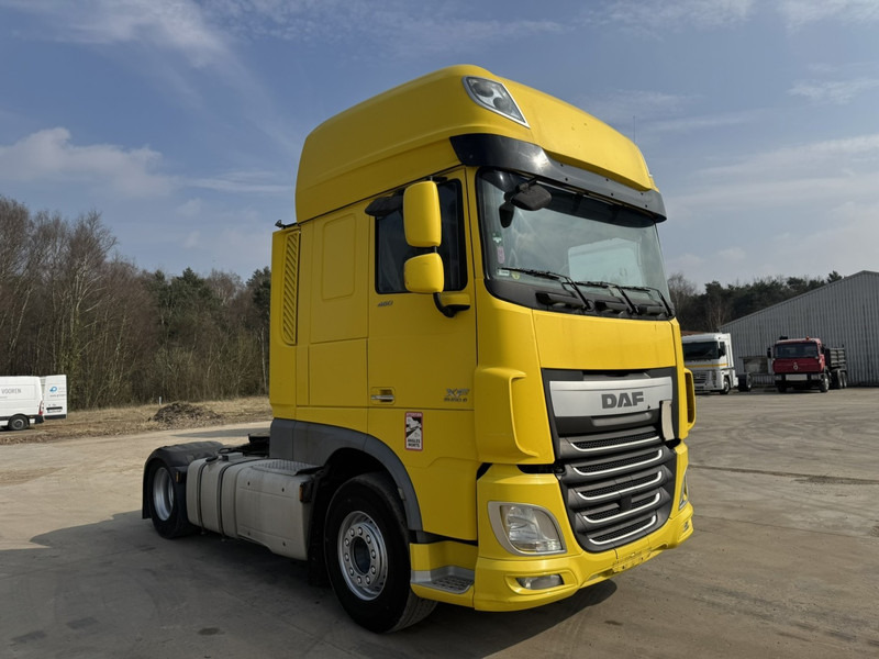 DAF 106 XF 460 Super Space Cab (MANUAL GEARBOX / BOITE MANUELLE / EURO 6) - Vilkikas: foto 3 DAF 106 XF 460 Super Space Cab (MANUAL GEARBOX / BOITE MANUELLE / EURO 6) - Vilkikas: foto 3