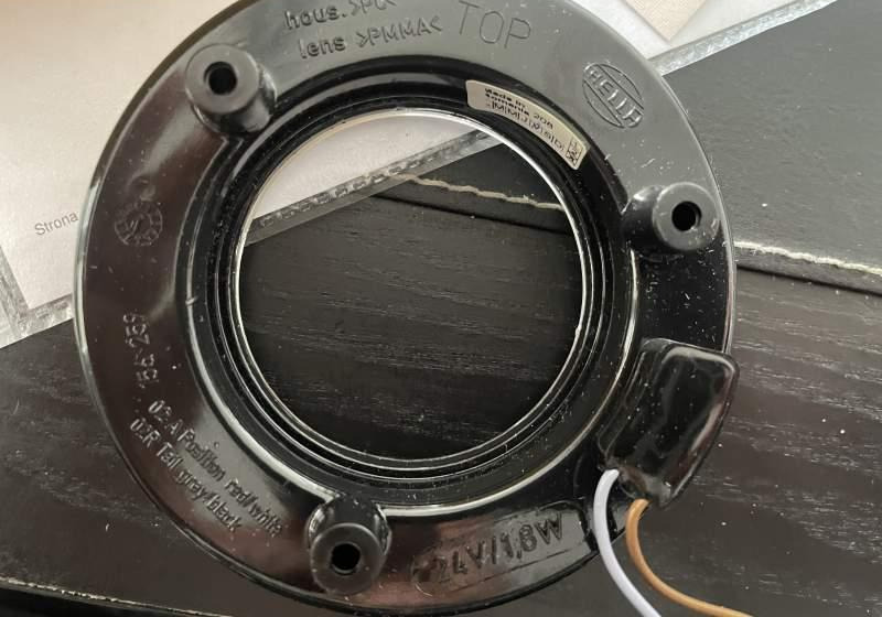 Scania New Century - Galinis žibintas - Sunkvežimis: foto 2 Scania New Century - Galinis žibintas - Sunkvežimis: foto 2