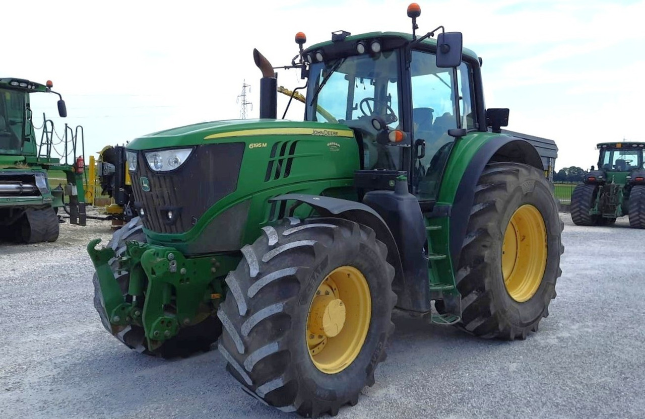 JOHN DEERE 6195 M - Traktorius: foto 1 JOHN DEERE 6195 M - Traktorius: foto 1
