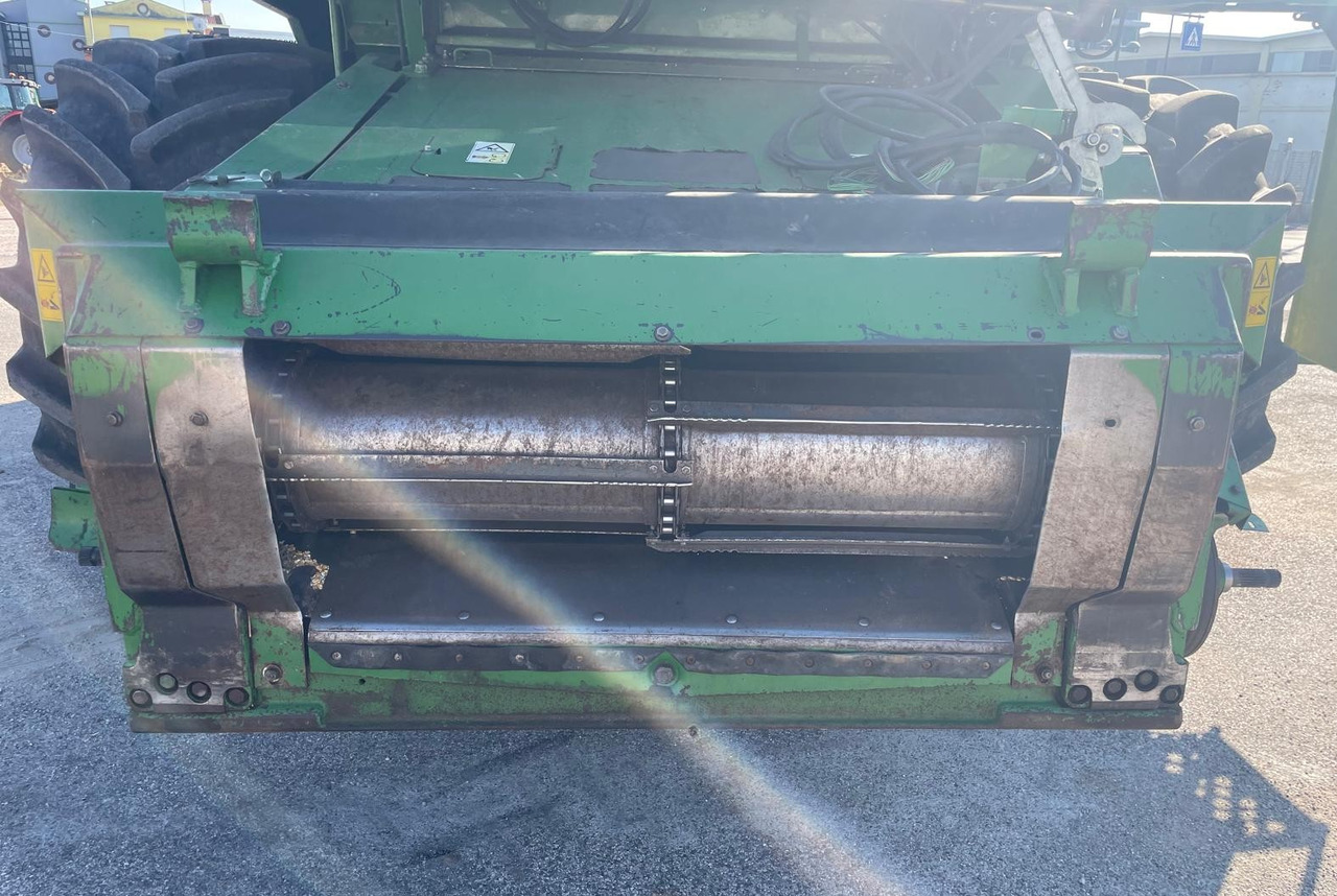 JOHN DEERE MIETITREBBIA CTS - Derliaus nuėmimo kombainas: foto 5 JOHN DEERE MIETITREBBIA CTS - Derliaus nuėmimo kombainas: foto 5