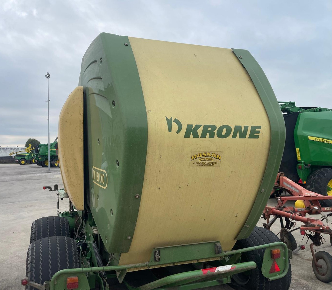KRONE ROTOPRESSA V 180 XC - Ruloninis presas: foto 2 KRONE ROTOPRESSA V 180 XC - Ruloninis presas: foto 2