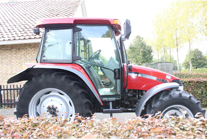 Case IH JX80U - Traktorius: foto 2 Case IH JX80U - Traktorius: foto 2