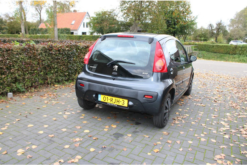 Peugeot 107 - Hečbekas: foto 4 Peugeot 107 - Hečbekas: foto 4