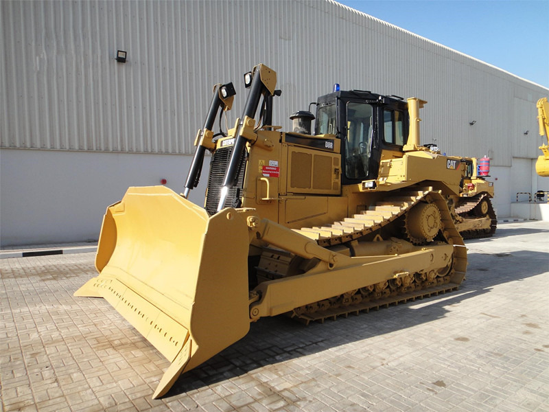 CATERPILLAR D8R - Buldozeris: foto 3 CATERPILLAR D8R - Buldozeris: foto 3