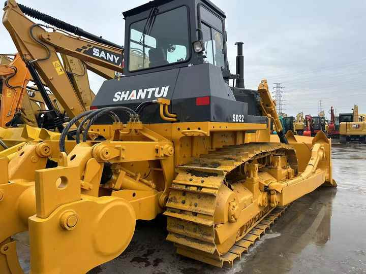 China Famous Brand Used Shantui SD22 Crawler Bulldozer Low Price Running Working Condition for Sale SD16/SD22/SD32 in Stock - Buldozeris: foto 4 China Famous Brand Used Shantui SD22 Crawler Bulldozer Low Price Running Working Condition for Sale SD16/SD22/SD32 in Stock - Buldozeris: foto 4